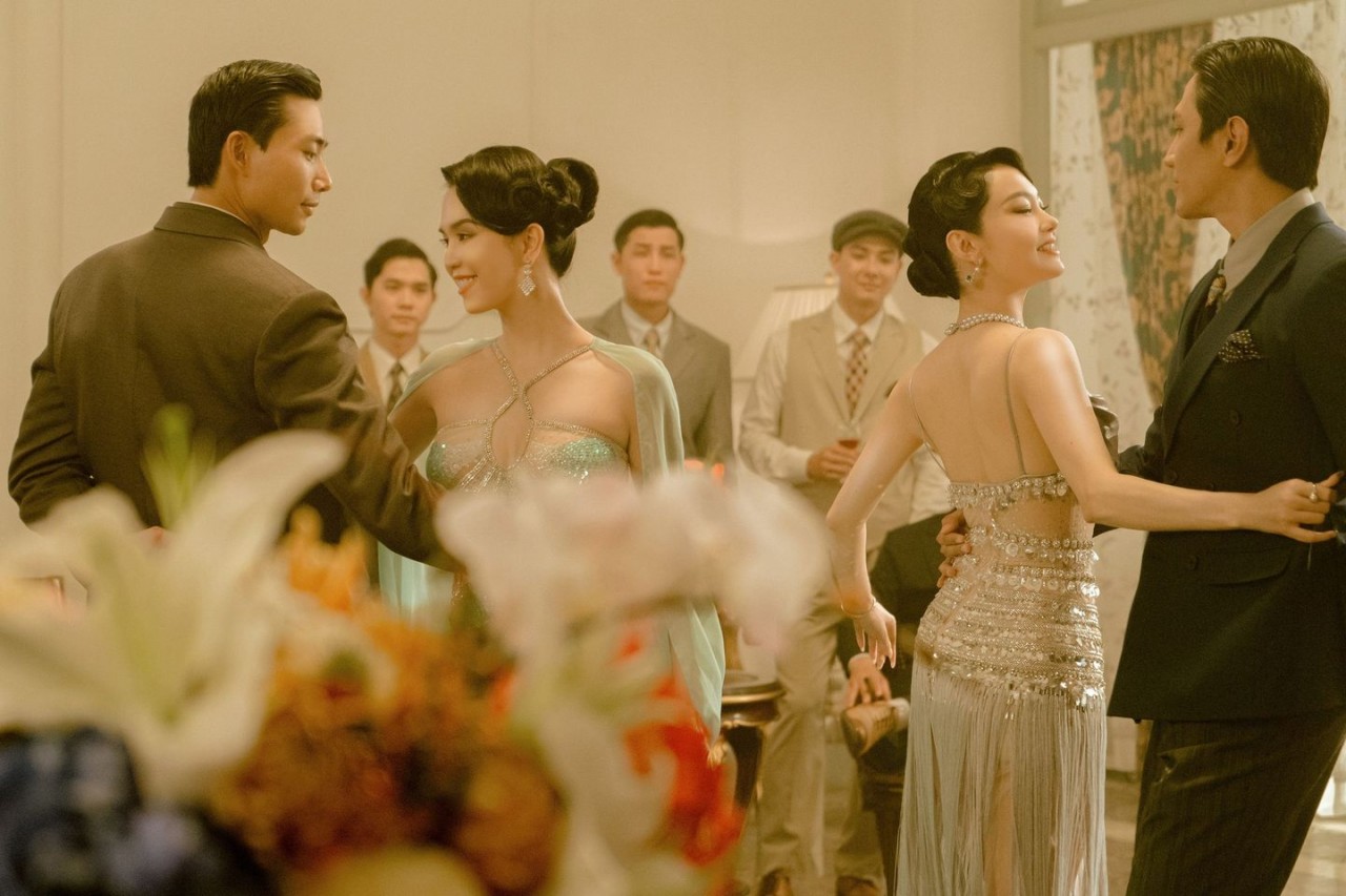 Minh Hằng sụt 5kg khi đóng mỹ nhân Sài thành Minh Hằng sụt 5kg khi đóng mỹ nhân Sài thành