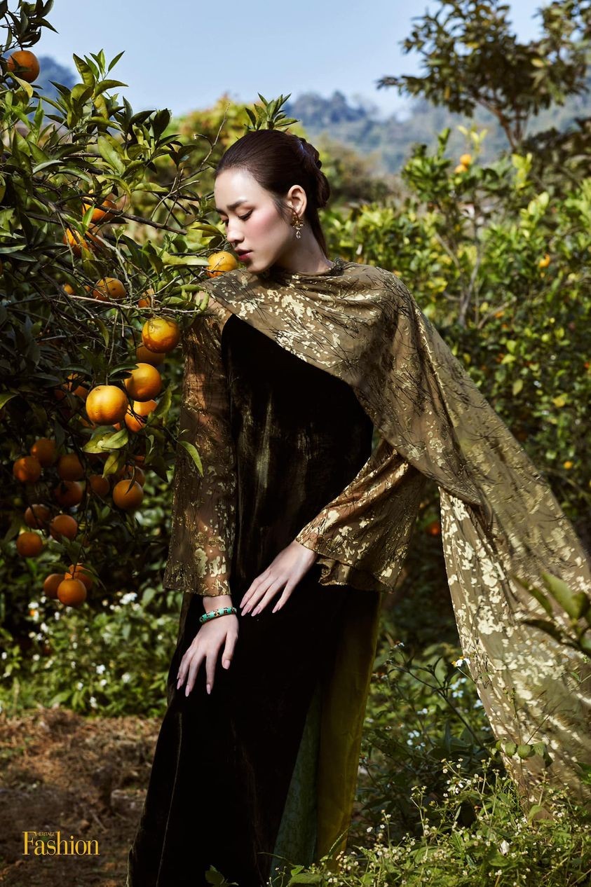 Sao Việt diện áo dài Tết