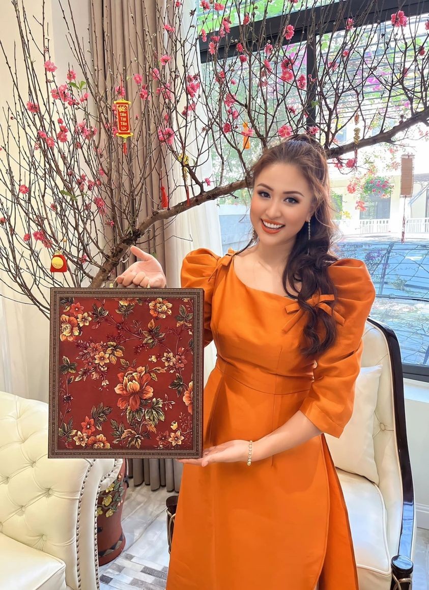 Sao Việt trang hoàng nhà cửa đón Tết Quý Mão