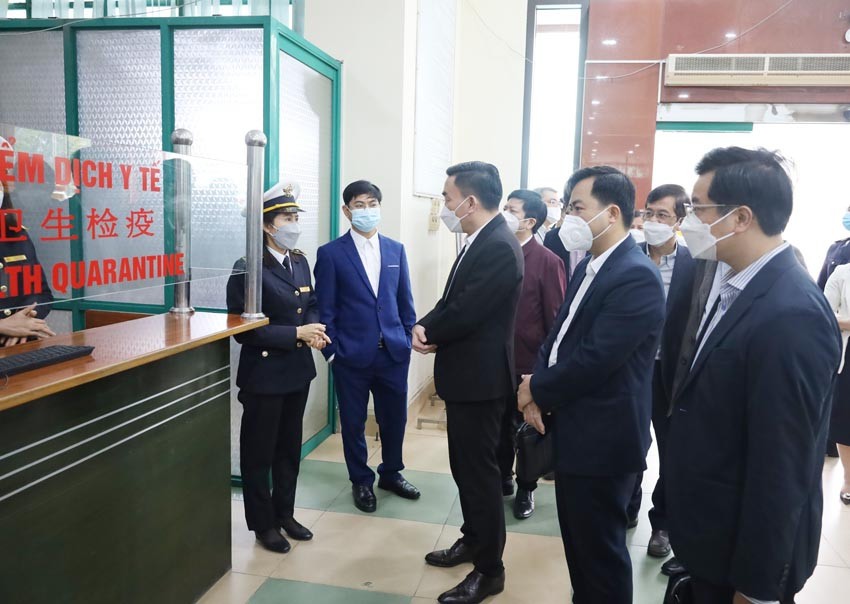 Sáng 29 Tết: Theo dõi chặt dịch Covid-19, nhất là sự xuất hiện các biến thể mới Sáng 29 Tết: Theo dõi chặt dịch Covid-19, nhất là sự xuất hiện các biến thể mới