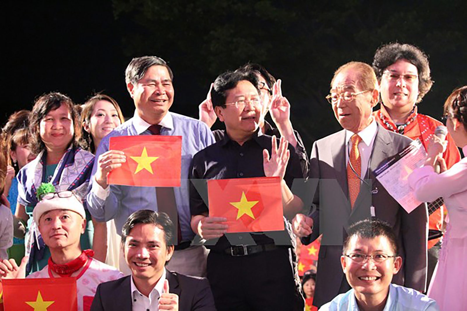 Nhiều kỳ vọng vào “nấc thang mới” của Ngoại giao kinh tế