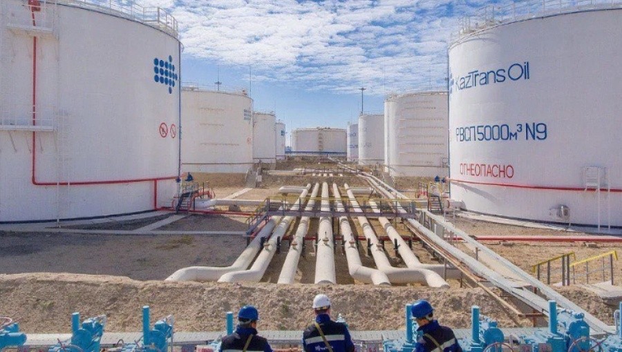 Lãnh đạo Nga, Kazakhstan điện đàm, bàn thúc đẩy hợp tác về năng lượng