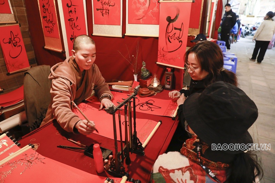 Náo nhiệt Hội chữ Xuân Quý Mão 2023