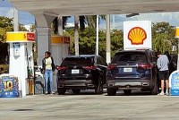 Giá xăng tăng trở lại; Những cơn gió thuận chiều với các nhà máy lọc dầu Mỹ