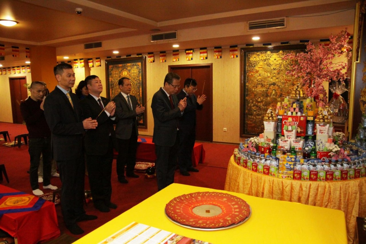 Đại sứ Đăng Minh Khôi thăm và chúc Tết cộng đồng người Việt tại Nga