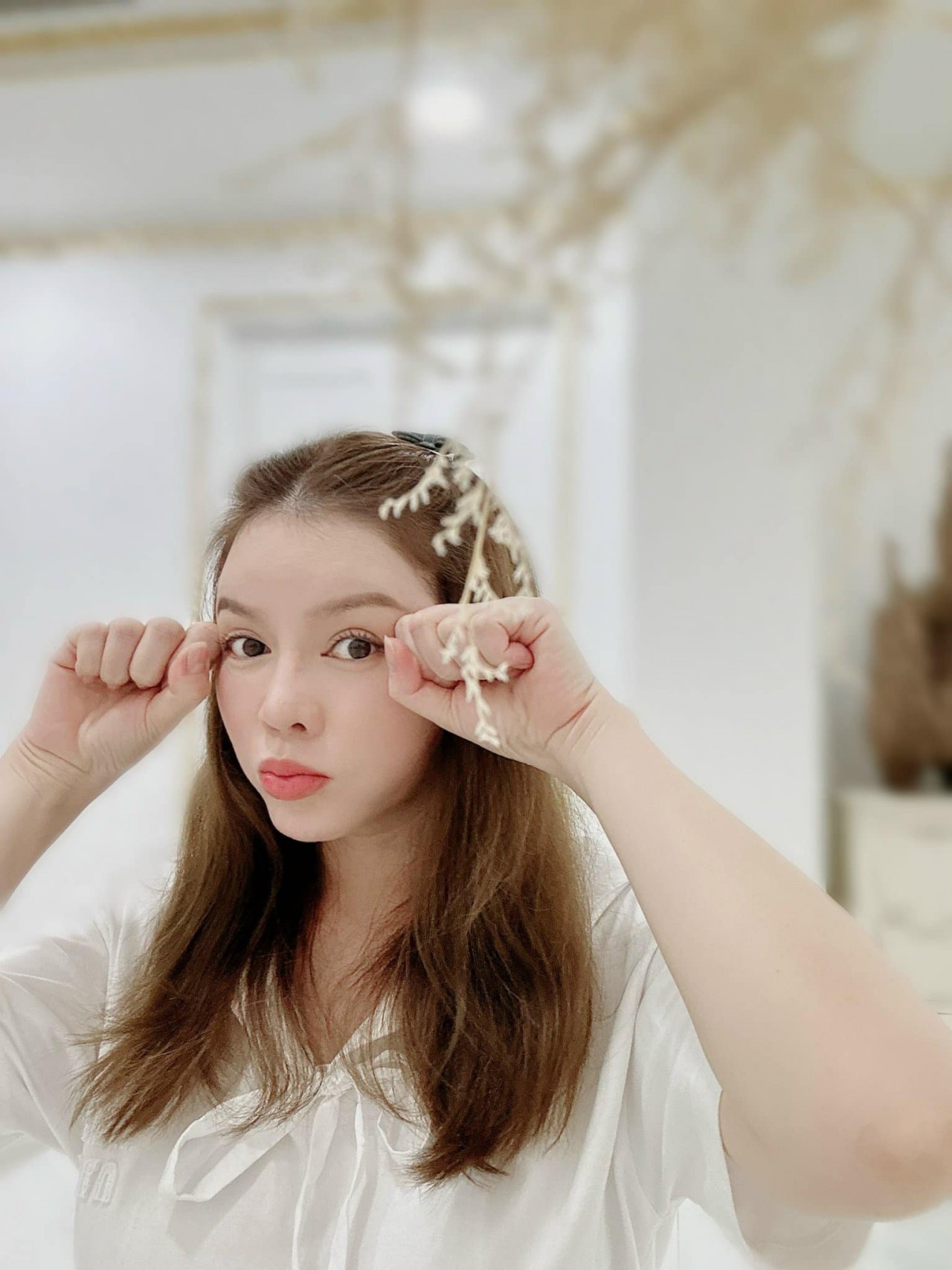 Lý Nhã Kỳ hóa nữ sinh ngày đầu năm Lý Nhã Kỳ hóa nữ sinh ngày đầu năm