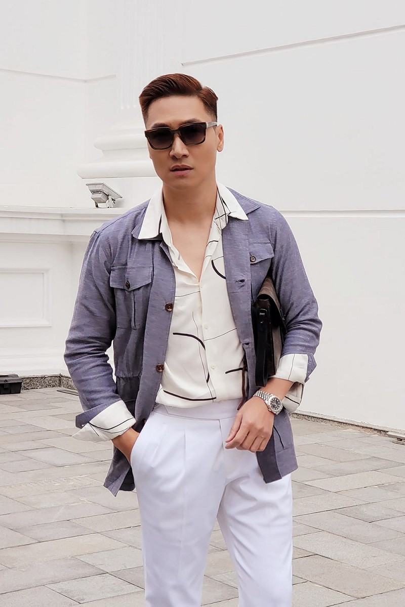 Phim sắp lên sóng VTV3: Những hình ảnh hậu trường của diễn viên Mạnh Trường Phim sắp lên sóng VTV3: Những hình ảnh hậu trường của diễn viên Mạnh Trường