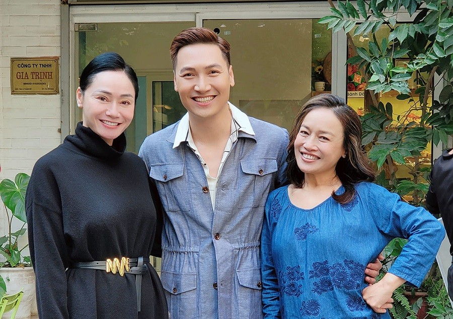 Phim sắp lên sóng VTV3: Những hình ảnh hậu trường của diễn viên Mạnh Trường Phim sắp lên sóng VTV3: Những hình ảnh hậu trường của diễn viên Mạnh Trường