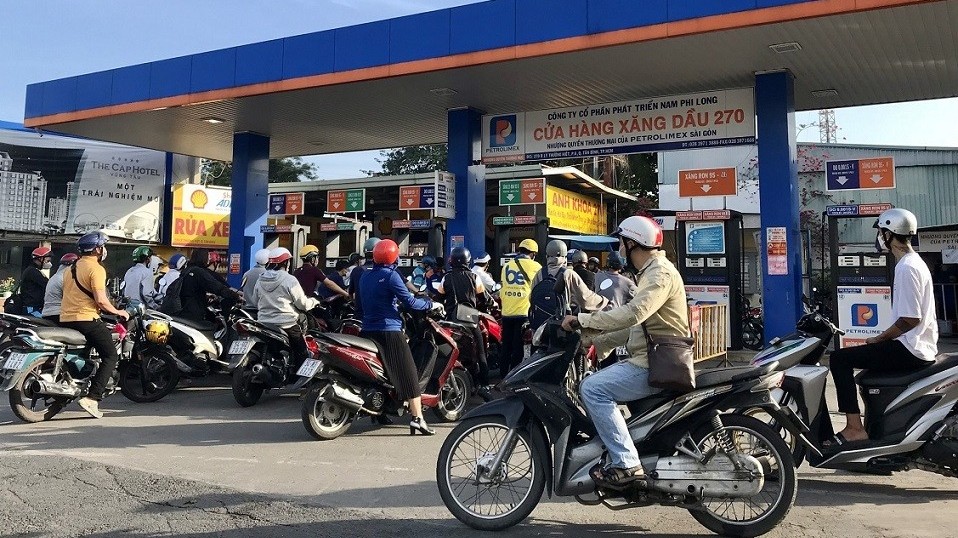 gia xang dau hom nay 291 tuan trai chieu gia xang trong nuoc du kien tang manh