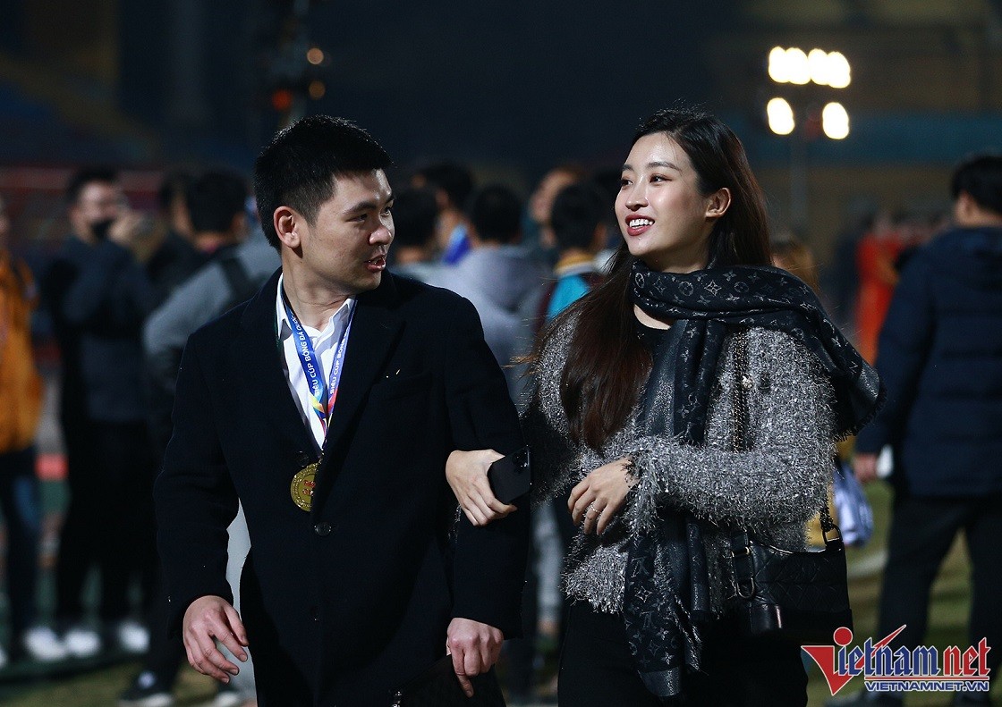 Hoa hậu Đỗ Mỹ Linh