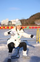 Phương Oanh xinh đẹp với thời trang hàng hiệu, thanh lịch khi du lịch Hàn Quốc