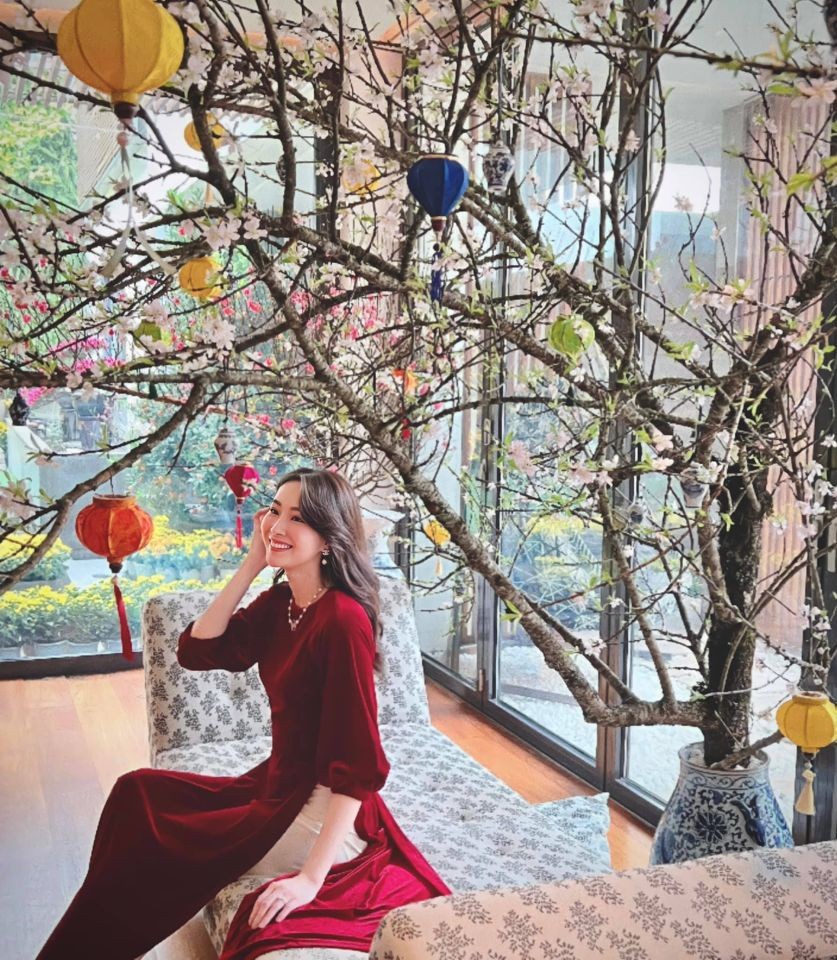 Nhan sắc trong veo của Hoa hậu Đặng Thu Thảo