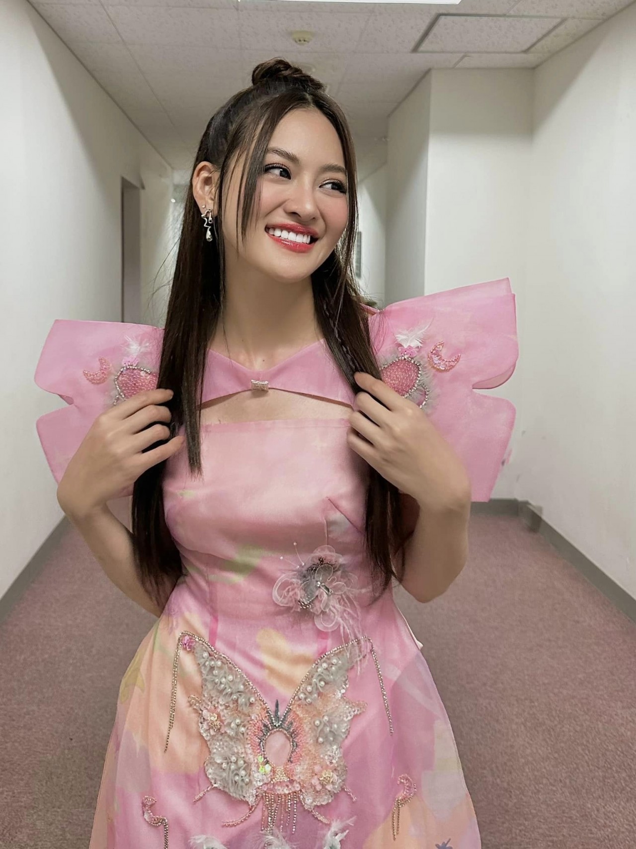 Thời trang phá cách của Thùy Anh phim Đừng nói khi yêu