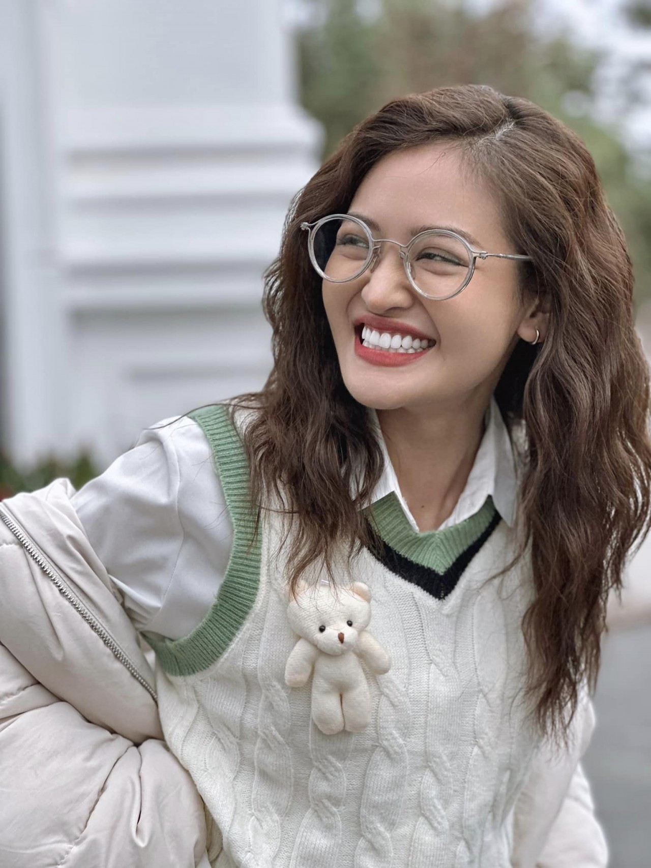 Thời trang phá cách của Thùy Anh phim Đừng nói khi yêu