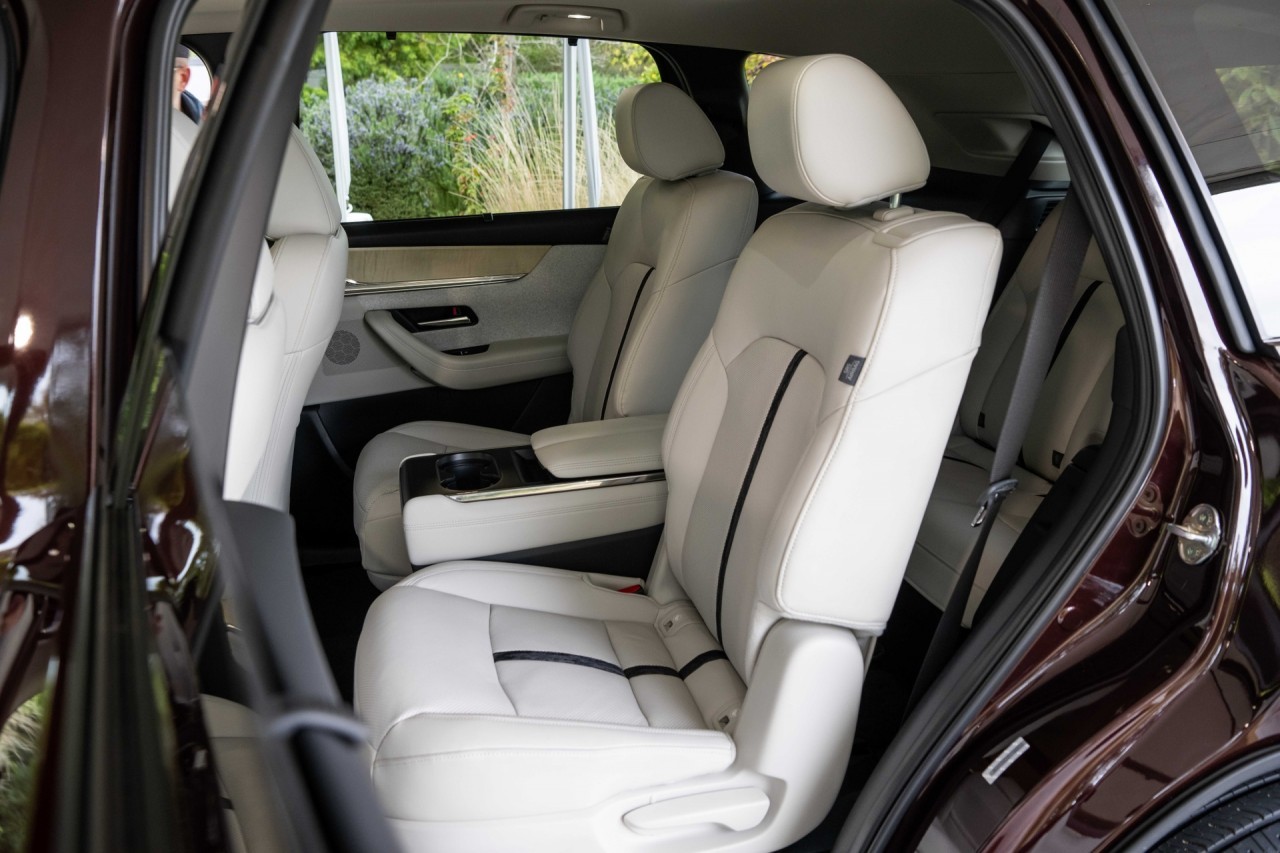 Cận cảnh Mazda CX-90 chính thức được trình làng