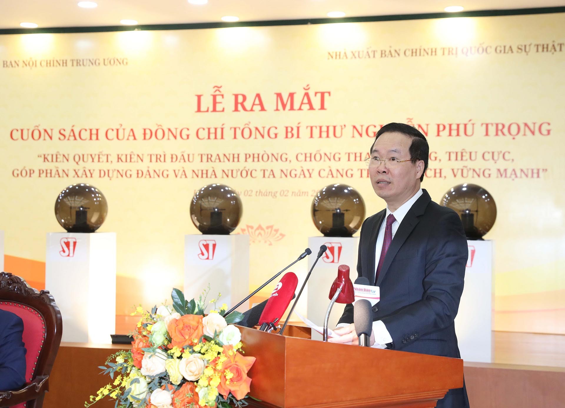 Đồng chí Võ Văn Thưởng, Ủy viên Bộ Chính trị, Thường trực Ban Bí thư phát biểu tại buổi lễ. (Nguồn: TTXVN)