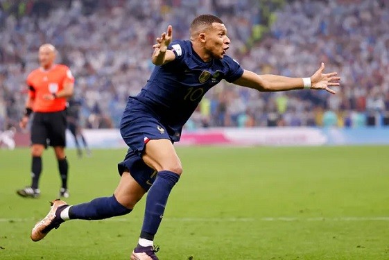 Kylian Mbappe chấn thương và có thể làm đội trưởng tuyển Pháp