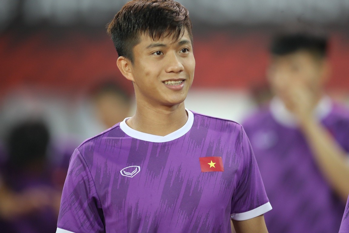 Tiền vệ Hoàng Đức có giá chuyển nhượng cao nhất V-League 2023