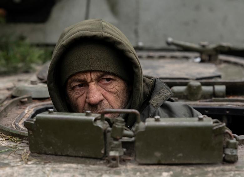 Hình ảnh tập trận ở vùng Chornobyl của quân đội Ukraine