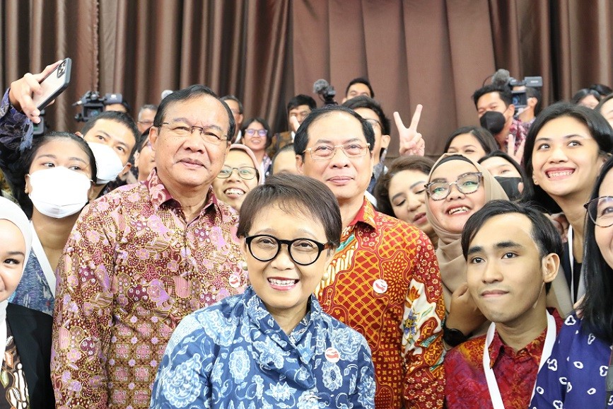 Hội nghị hẹp Bộ trưởng Ngoại giao ASEAN: Thảo luận cởi mở, thực chất nhiều vấn đề quốc tế và khu vực