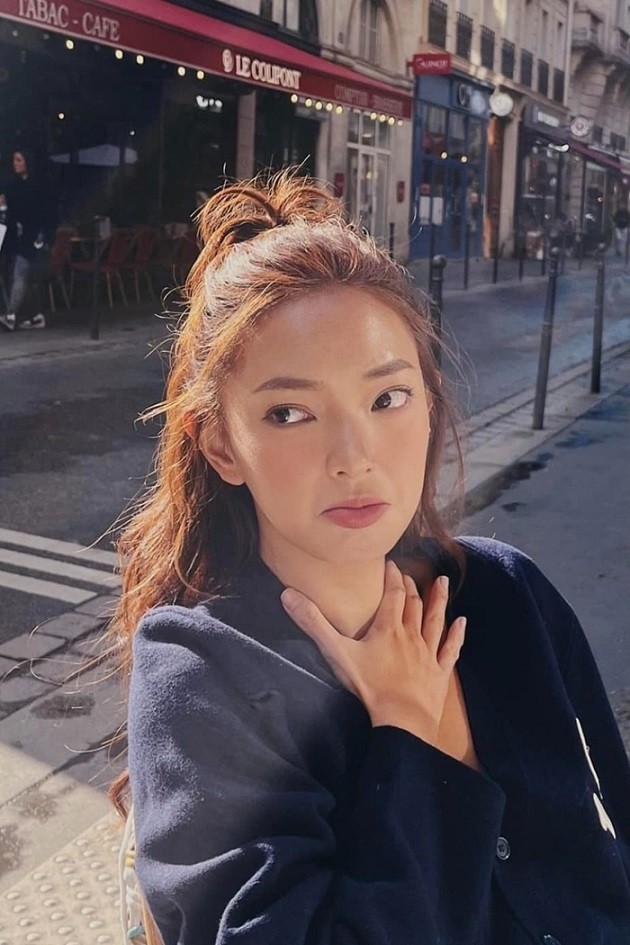 Fashionista Châu Bùi nhớ tóc dài sau khi cắt tóc ngắn.