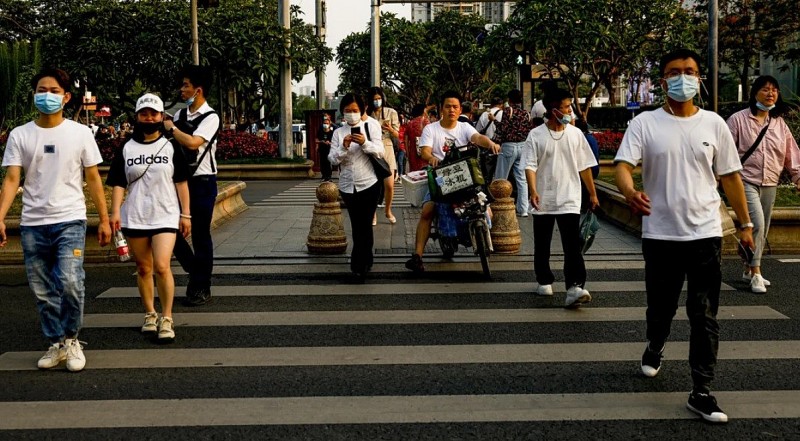 Quay cuồng giữa khủng hoảng nhân khẩu học, thanh niên Trung Quốc vẫn chọn sự nghiệp thay vì kết hôn, sinh con Quay cuồng giữa khủng hoảng nhân khẩu học, thanh niên Trung Quốc vẫn chọn sự nghiệp thay vì kết hôn, sinh con