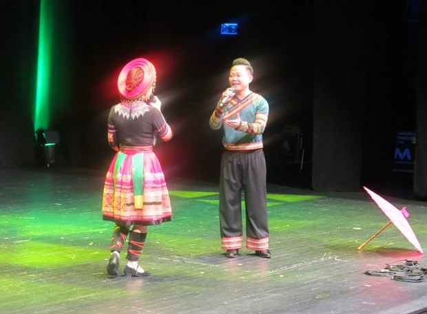 Đặc sắc đêm biểu diễn nghệ thuật phục vụ kiều bào tại Hungary