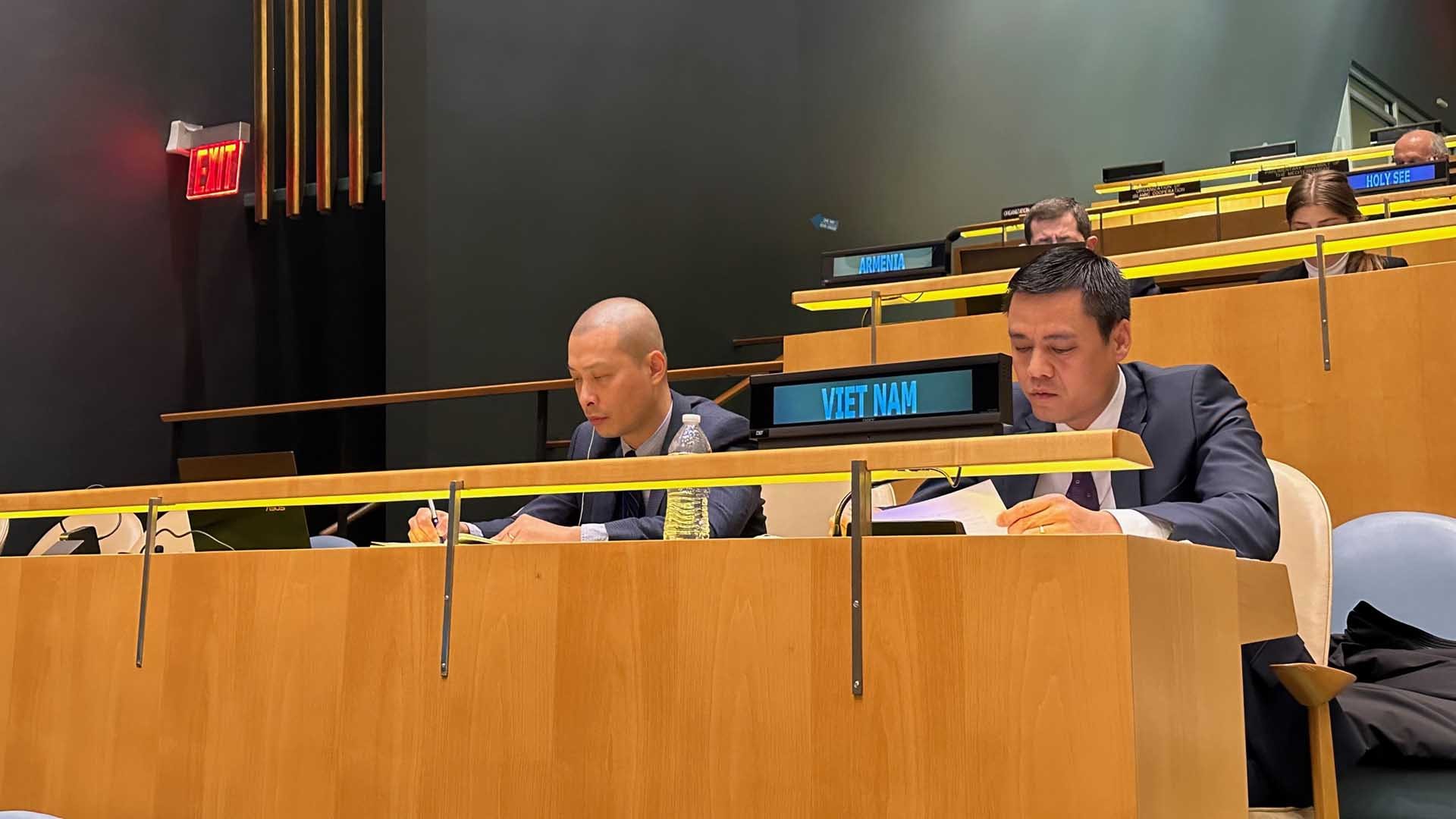 Đại sứ Đặng Hoàng Giang, Trưởng Phái đoàn Đại diện Việt Nam tại Liên hợp quốc phát biểu tại phiên họp.