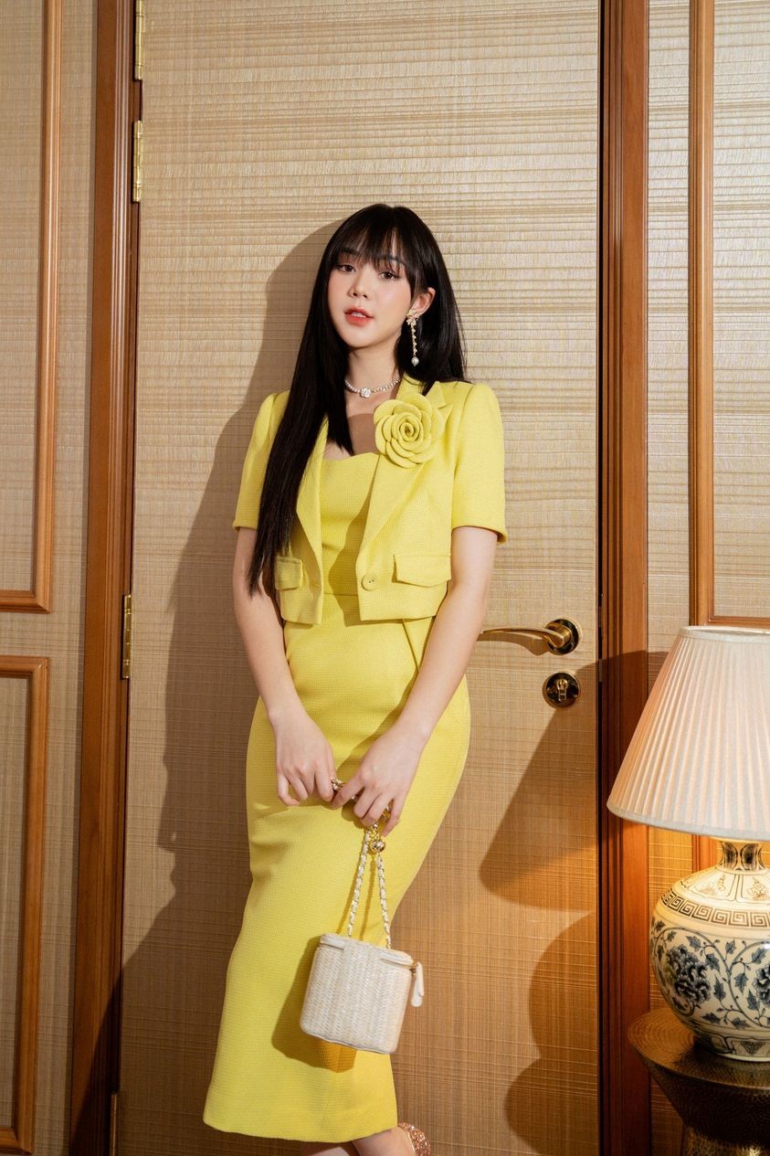 Thời trang thanh lịch của diễn viên Quỳnh Kool phim Đừng làm mẹ cáu