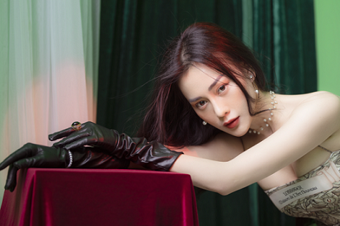 Nhìn lại một năm nghỉ đóng phim của diễn viên Phương Oanh