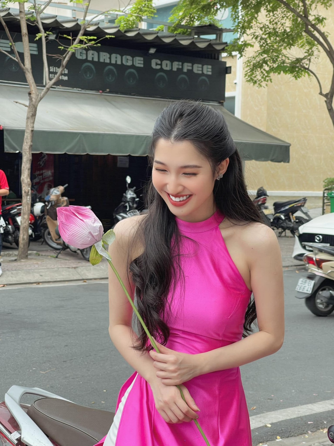 Ngắm vẻ dịu dàng của Á hậu Phương Nhi