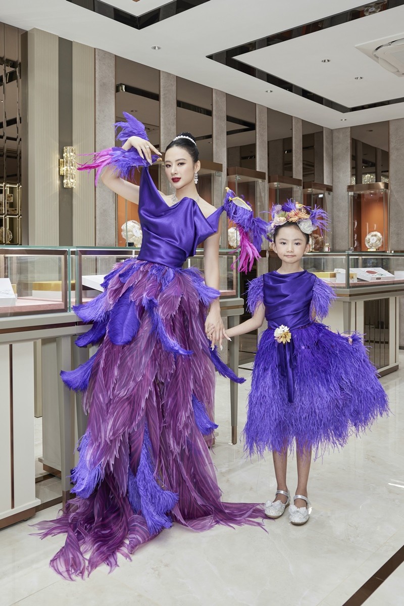 Angela Phương Trinh