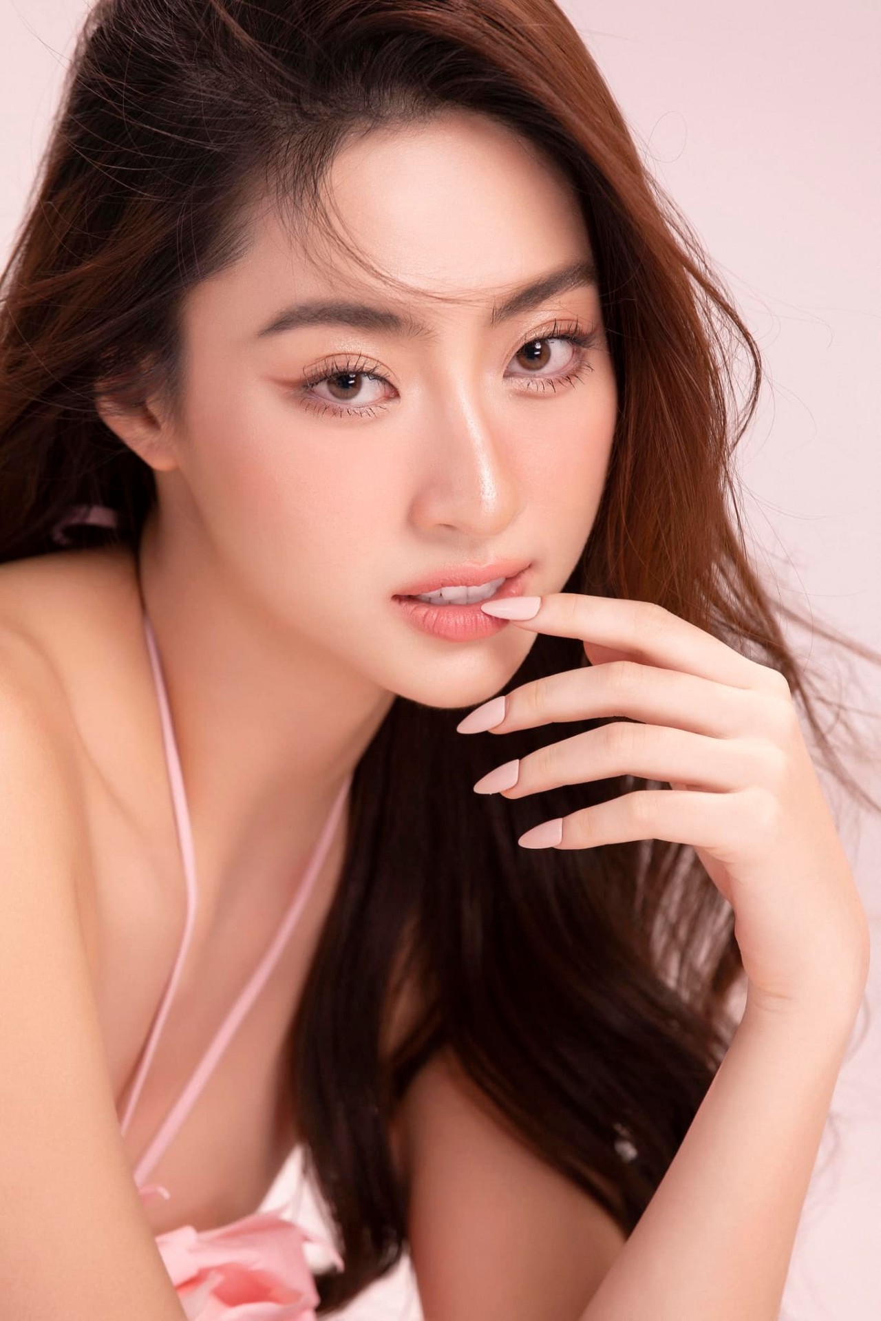 Hoa hậu Lương Thùy Linh