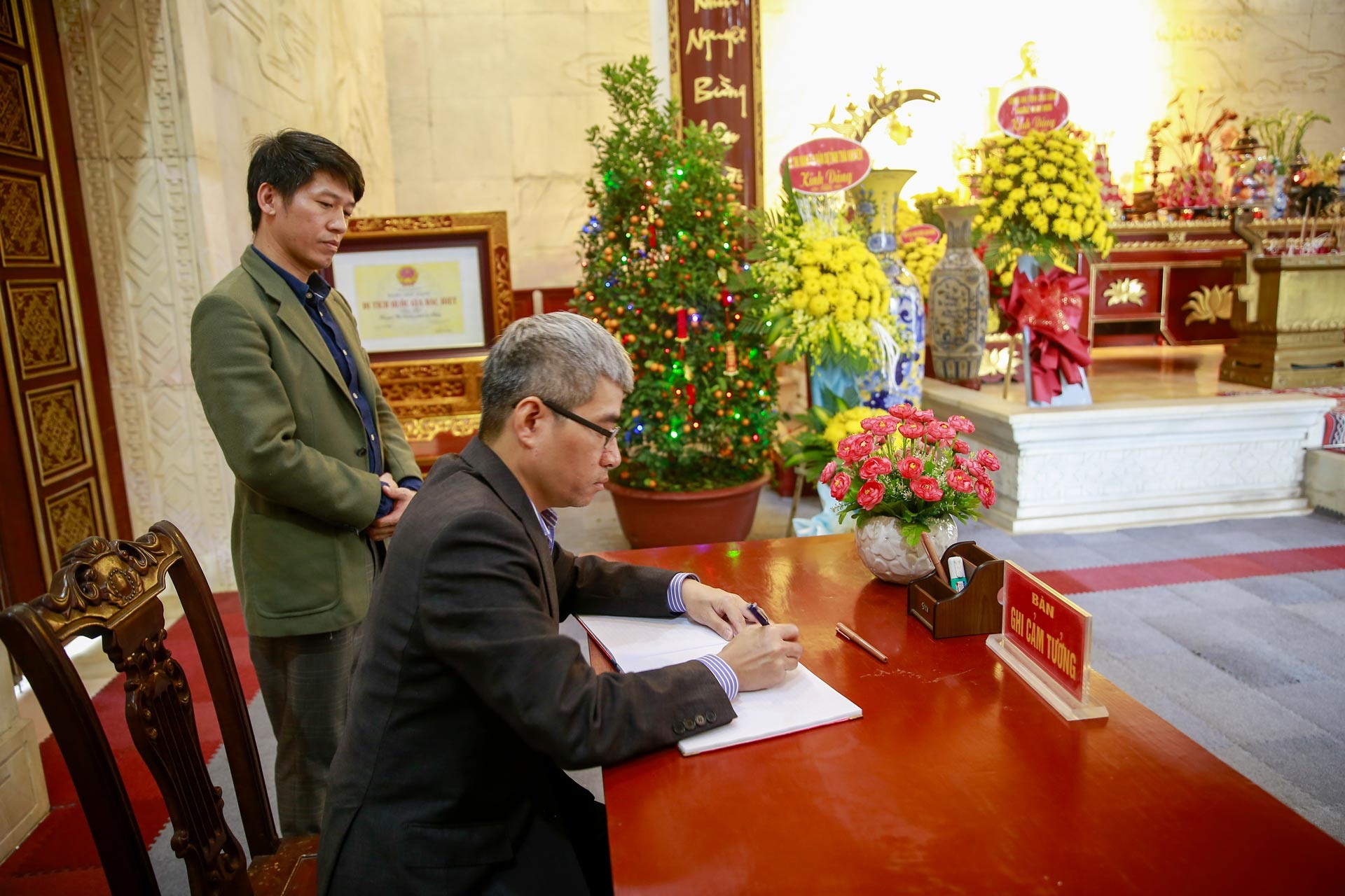 Hoạt động học tập thực tế theo tinh thần Chỉ thị số 05-CT/TW “Về đẩy mạnh học tập và làm theo tư tưởng đạo đức phong cách Hồ Chí Minh” tại Cao Bằng nh