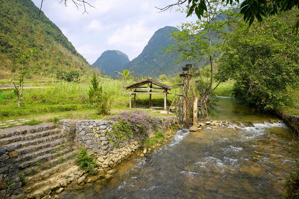 Hoạt động học tập thực tế theo tinh thần Chỉ thị số 05-CT/TW “Về đẩy mạnh học tập và làm theo tư tưởng đạo đức phong cách Hồ Chí Minh” tại Cao Bằng nh