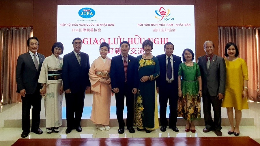 giao luu huu nghi viet namnhat ban