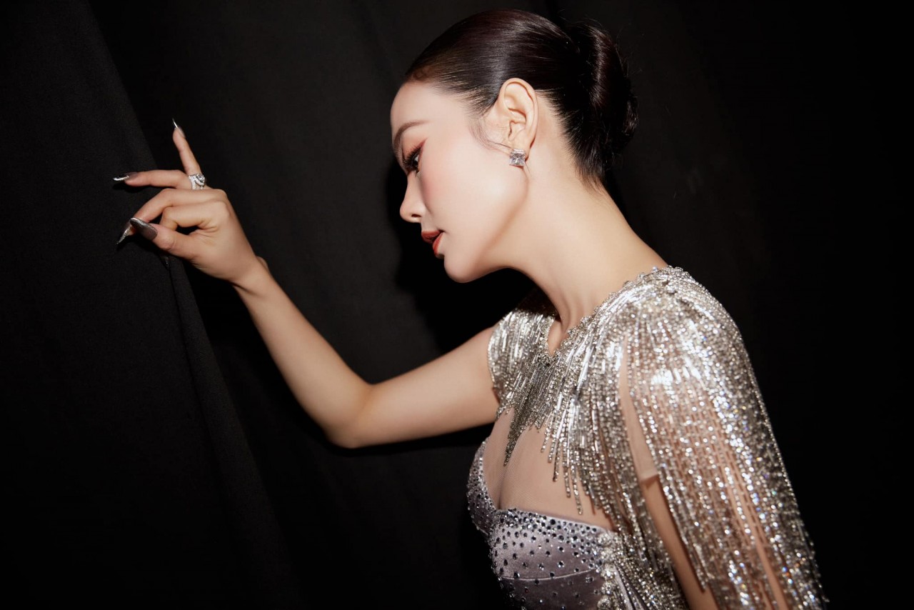 Minh Hằng Minh Hằng