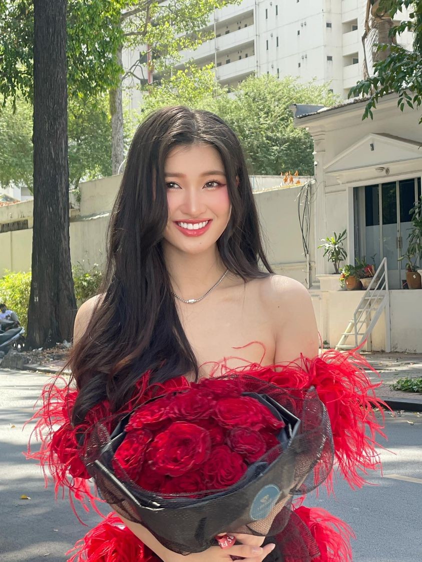 Phương Nhi đẹp như công chúa Phương Nhi đẹp như công chúa