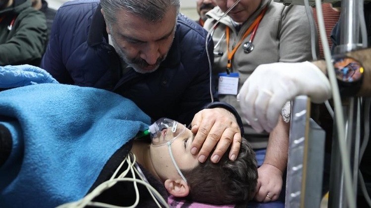 cuoc chay dua voi thoi gian tim kiem nguoi bi nan trong tham hoa dong dat o tho nhi ky