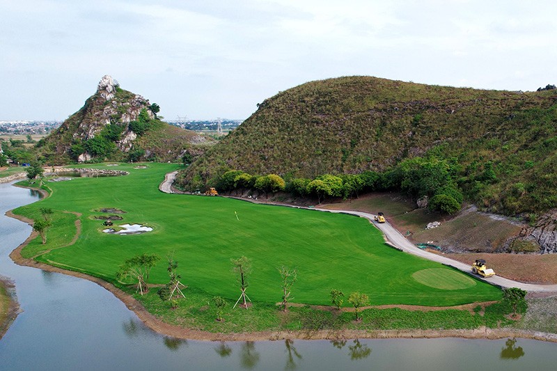 Ảnh thực tế tại một hố golf của BRG Rose Canyon Golf Resort Ảnh thực tế tại một hố golf của BRG Rose Canyon Golf Resort