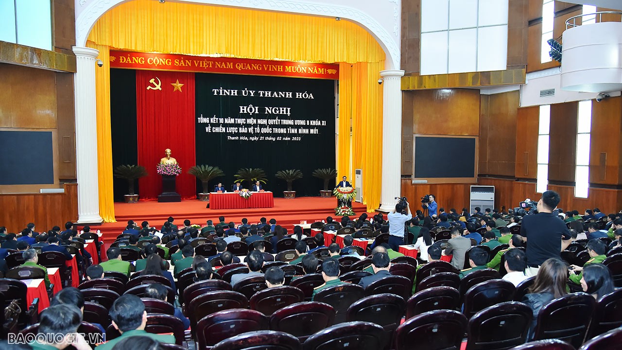 Bộ trưởng Ngoại giao Bùi Thanh Sơn dự Hội nghị tổng kết 10 năm thực hiện Nghị quyết Trung ương 8 khóa XI tỉnh Thanh Hóa