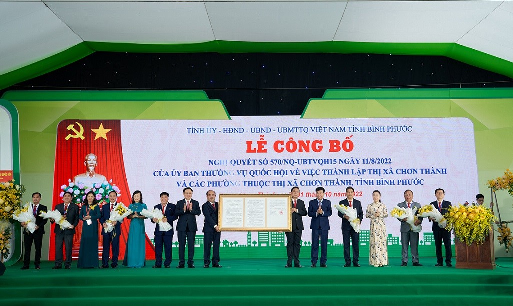 Ảnh Lễ công bố Nghị quyết của UBTVQH15 thành lập Thị xã Chơn Thành