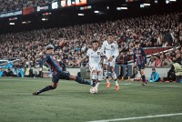 Nhận định MU vs Barcelona, lượt về play-off Europa League: Ngang tài ngang sức?