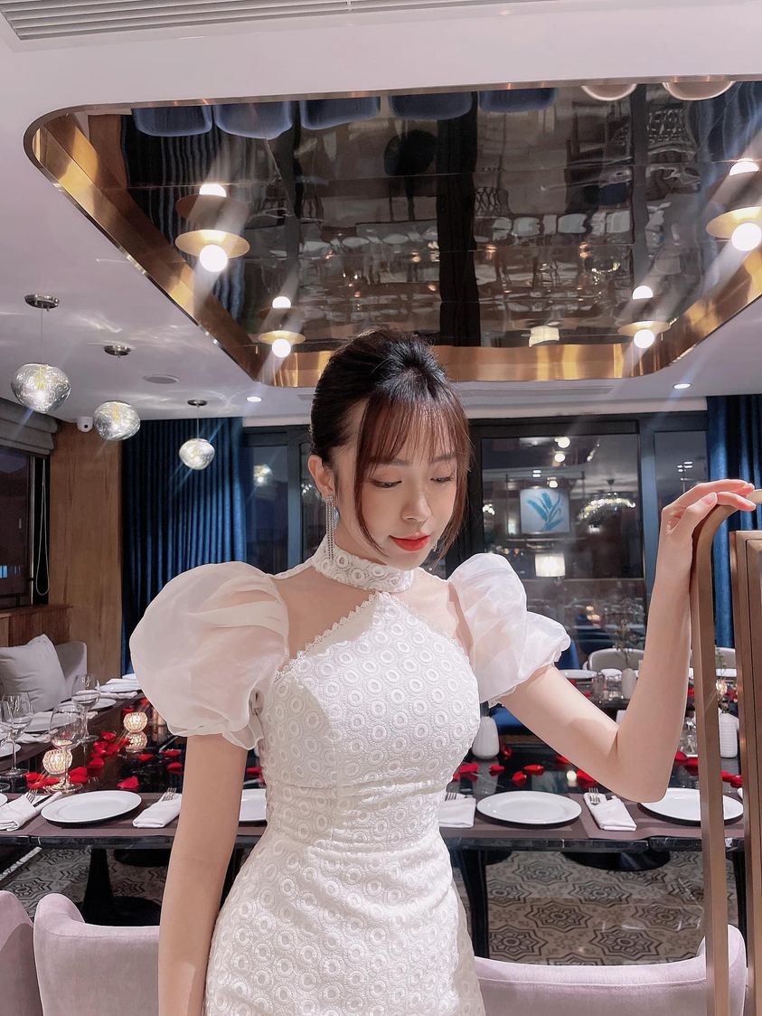 Gu thời trang cá tính của Kim Oanh phim Dưới bóng cây hạnh phúc