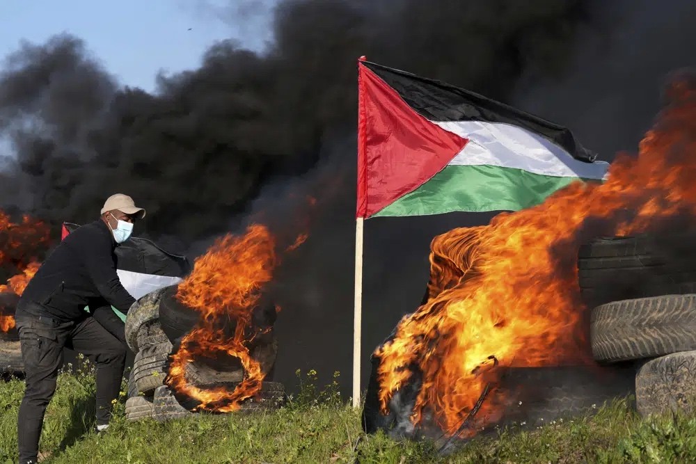 Hình ảnh hỗn loạn khi quân đội Israel đột kích Nablus