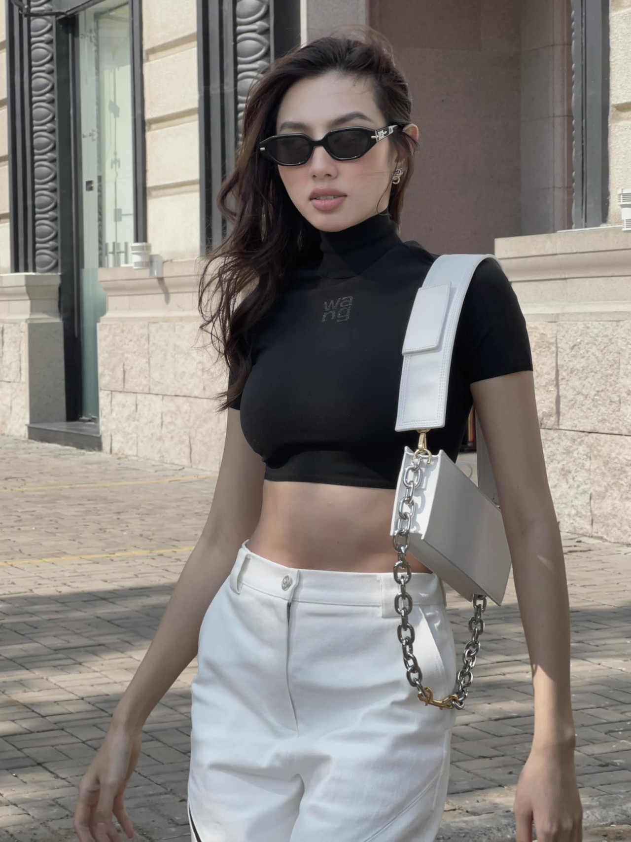 Hoa hậu Nguyễn Thúc Thùy Tiên