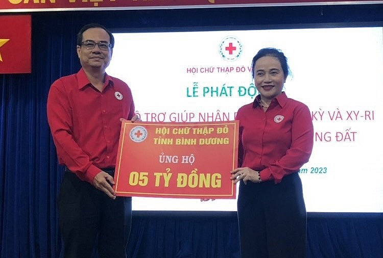 Tiếp nhận gần 10 tỉ đồng ủng hộ người dân Thổ Nhĩ Kỳ, Syria Tiếp nhận gần 10 tỉ đồng ủng hộ người dân Thổ Nhĩ Kỳ, Syria