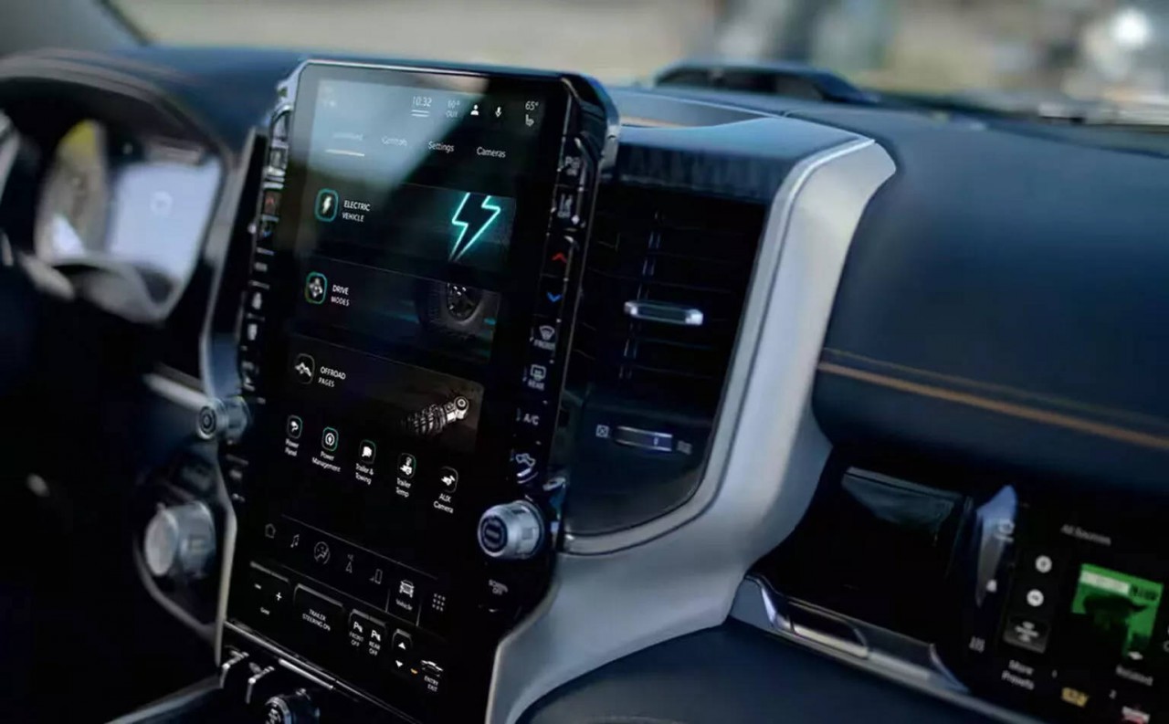 Cận cảnh xe điện Ram 1500 Revolution ra mắt Cận cảnh xe điện Ram 1500 Revolution ra mắt