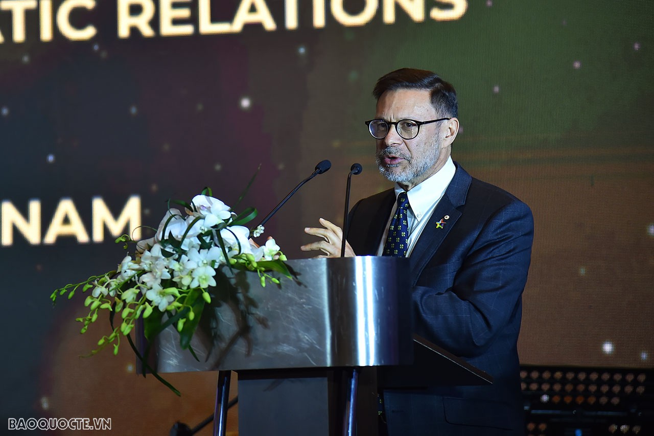 Bộ trưởng Ngoại giao Bùi Thanh Sơn dự Lễ kỷ niệm 50 năm thiết lập quan hệ ngoại giao Việt Nam-Australia