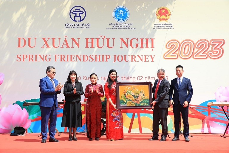 Hành trình ý nghĩa của chương trình Du Xuân Hữu nghị 2023 Hành trình ý nghĩa của chương trình Du Xuân Hữu nghị 2023